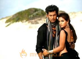 Theeradha Vilayattu Pillai Movie Stills