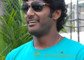 Theeratha Vilaiyattu Pillai-Gallery  photo 5