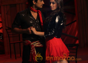 Theeya Velai Seiyyanum Kumaru Movie Stills  photo 13