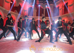 Theeya Velai Seiyyanum Kumaru Movie Stills  photo 41