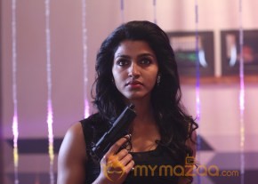 Thiranthidu Seese movie latest stills photo 5