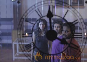 Thiranthidu Seese movie latest stills photo 12