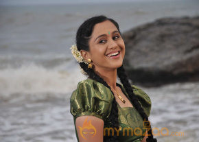 Thirumathi Thamizh Movie Stills photo 42