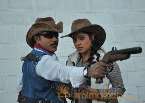 Thirumathi Thamizh Movie Stills photo 16