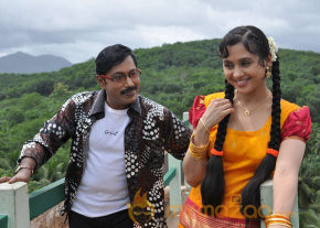 Thirumathi Thamizh Movie Stills photo 38