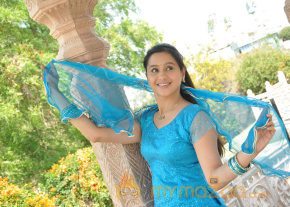 Thirumathi Thamizh Movie Stills photo 14