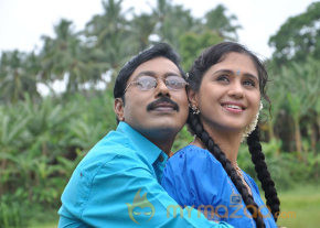 Thirumathi Thamizh Movie Stills photo 4