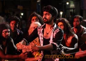 Trisha Illana Nayanthara Tamil Movie Stills photo 18