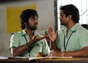 Trisha Illana Nayanthara Tamil Movie Stills photo 8