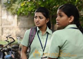 Trisha Illana Nayanthara Tamil Movie Stills photo 10