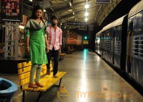Trisha Illana Nayanthara Tamil Movie Stills photo 30