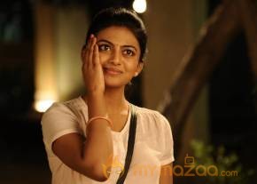Trisha Illana Nayanthara Tamil Movie Stills photo 11