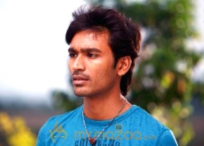 Uthamaputhiran Movie Stills photo 6