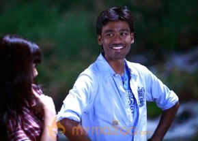 Uthamaputhiran Movie Stills photo 18