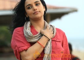 Uyirin Osai Movie Stills  photo 43