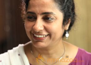Uyirin Osai Movie Stills  photo 26