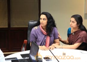 Uyirin Osai Movie Stills  photo 24