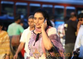 Uyirin Osai Movie Stills  photo 91