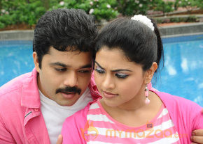 Uyirukku Uyiraga Movie Latest Stills  photo 16