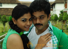 Uyirukku Uyiraga Movie Latest Stills  photo 12