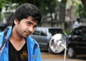 Vaanam Movie Still photo 17