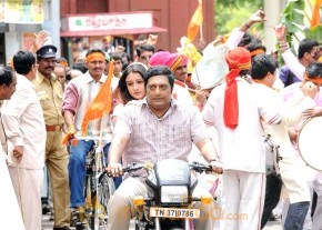Vaanam Movie Still photo 11