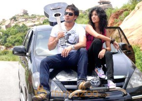 Vaanam Movie Still photo 8