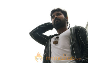 Vaarayo Vennilave Movie Stills  photo 29
