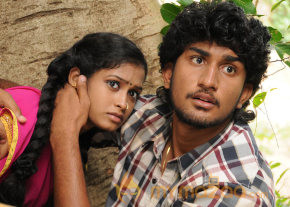 Vadakkum Therkum Movie Stills  photo 4