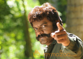 Vadakkum Therkum Movie Stills  photo 19