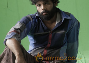 Valiyudan Oru Kadhal Movie Stills  photo 9