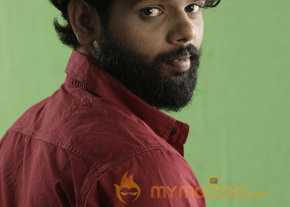 Valiyudan Oru Kadhal Movie Stills  photo 21
