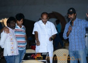 Valli Movie Working Photos photo 13