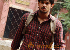Vallinam Latest Movie Stills photo 12