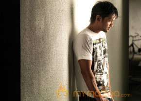 Vallinam Latest Movie Stills photo 36