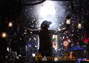Vallinam Latest Movie Stills photo 34