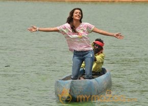 Vanakkam Chennai Movie Stills  photo 20