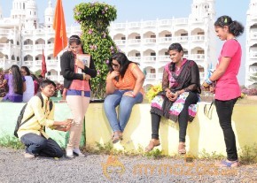 Vandanam movie latest shooting spot photos photo 26