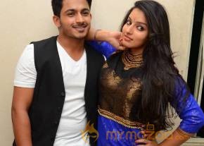 Vandanam Movie Photoshoot Stills photo 6