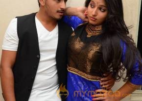 Vandanam Movie Photoshoot Stills photo 7