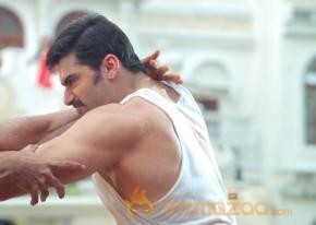 Varun Tej Kanche movie latest photos photo 8
