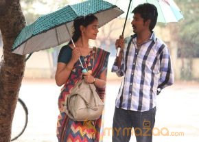 Varutha Padatha Valibar Sangam Movie Stills  photo 5