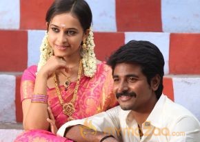 Varutha Padatha Valibar Sangam Movie Stills  photo 26