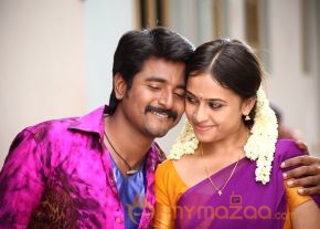 Varutha Padatha Valibar Sangam Movie Stills  photo 20