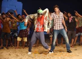 Vasuvum Saravananum Onna Padichavanga Tamil Movie Stills photo 7