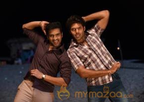 Vasuvum Saravananum Onna Padichavanga Tamil Movie Stills photo 40