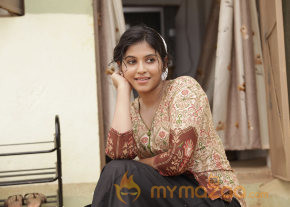 Vathikuchi Movie Stills photo 11