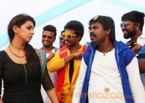 Velainu Vandhutta Vellaikaaran Movie Stills photo 25