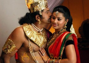 Sarathkumar Sneha in Vidiyal Movie Stills photo 16