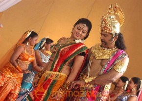 Sarathkumar Sneha in Vidiyal Movie Stills photo 5